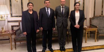 Heyeta Rojava bi Wezîrê Karên Derve yê Fransayê re civiya