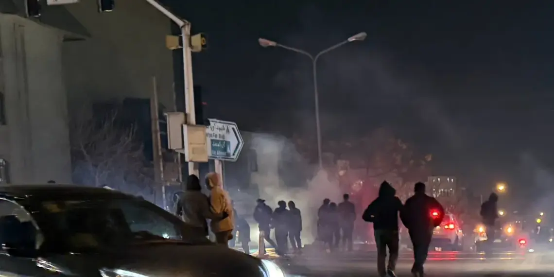 Di 42 rojên xwepêşandanên li Îranê de 6961 kes hatin kuştin