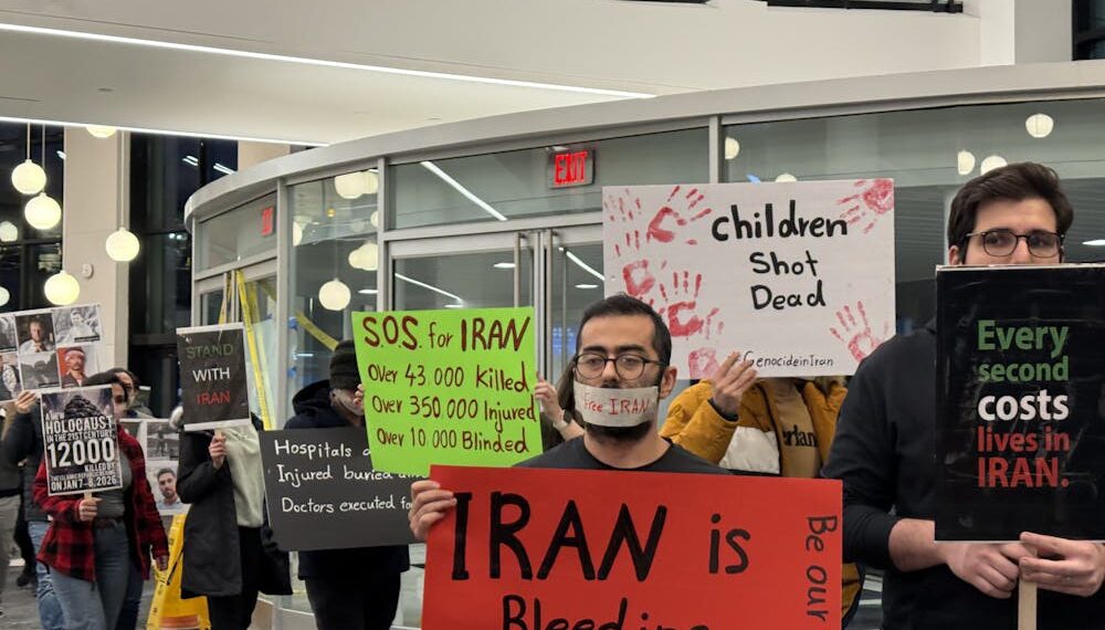 Li Îranê gel û xwendevan daketin kolanan