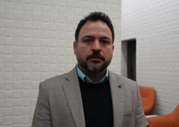 Nûnertiya Rêveberiya Xweser: Destek bidin Kobanê, bila dorpêç rabe