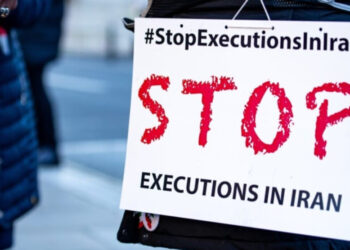 Rejîmê Îranî aşmêk de 350 kesî darde kerdê!