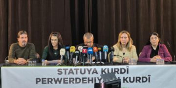Sazgehanê ziwanî ra deklerasyonê 21’ê Sibate: Statuyê Kurdkî perwerdeyo bi Kurdkî!