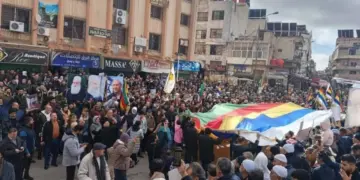 Durzî bi meşeke girseyî azadiya xwe xwestin