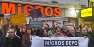 Li Stenbolê gelen kes bi lêdanê hatin binçavkirin