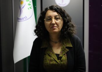 Ebru Gunay li meclîsa nûneran a îtalyayê axivî