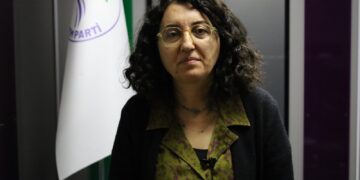 Ebru Gunay li meclîsa nûneran a îtalyayê axivî