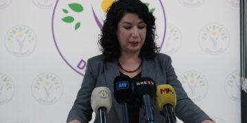 Halîde Turkoglû: Tu astengî nikare israra jinan a ji bo aştiyê rawestîne
