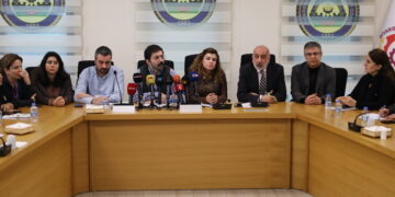 Li Amedê banga Kobanê: Alîkarî amedene deriyê Mûrşîtpinarê vekin