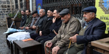 Dengbêjên Amedê Mihemedê Nenyasî bi bîr anîn