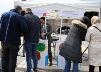 ‘Kurdî xweş e lê xwedî derkeve’ 