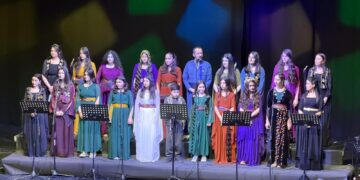 Li Amedê konsera pirzimanî: Stranên netewan olan da