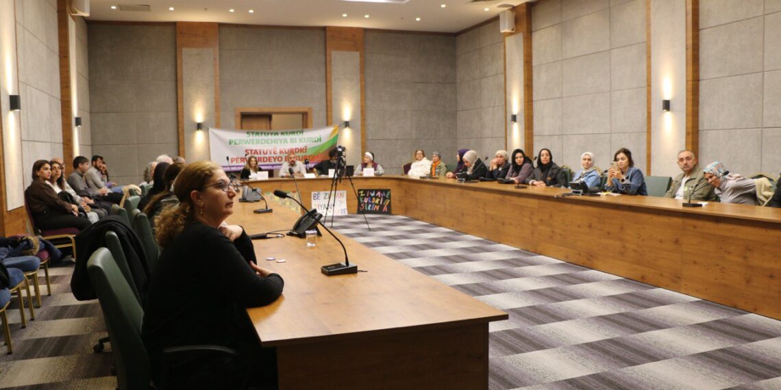 Bi malbatan re semînera ziman: Em bi zarokan re bi Kurdî biaxivin