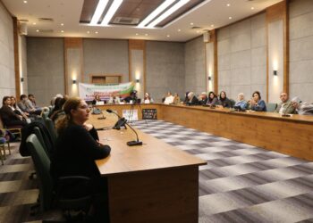 Bi malbatan re semînera ziman: Em bi zarokan re bi Kurdî biaxivin