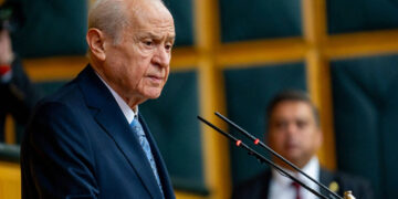 Bahçelî: Ganî statuyê Îmralîyî bêro dîyarkerdene