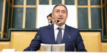 Bakirhan: Bi saya Ocalanî şerê kurd û ereban ame vindarnayene