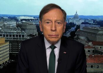 Raybero verên ê CIA’yî: Hêrişê DYA’yî do rejîmê Îranî nevurnê