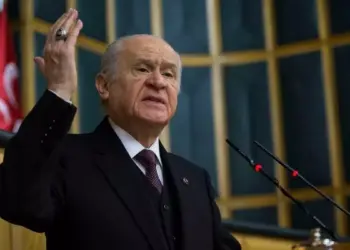 Bahçelî: Ocalan ganî çarçewaya heqê hêvî de azad bibo