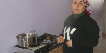 Efrînî dixwazin vegerin lê Tirkiye astengî derdixe