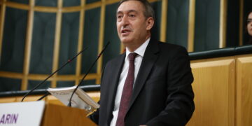 Bakirhan bang li serokên partiyan kir: Werin em bi mazuvaniya Erdogan bicivin