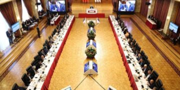 Civîna dawî ya Komîsyonê dest pê kir