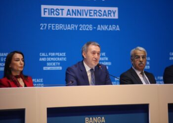 Hatîmogullari: Êdî dora dewletê ye   Bakirhan: Divê azadiya fizîkî ya birêz Ocalan pêk were