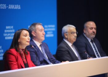 Abdullah Ocalan: Ji bo çareseriyê pêdivî bi qanûnên aştî û azadiyê heye