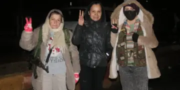 Xelkê Rojava taxên xwe li hember gefan xurt dike