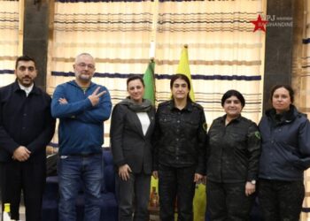 Heyetê Fransa YPJ’yî zîyaret kerd