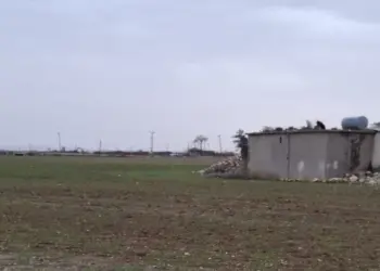 Leşkerên tirk 9 roj in li ser sînorê Kobanê xendekan dikolin