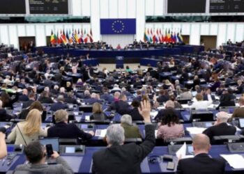 YE hewl dide koçberan bişîne welatên sêyemîn