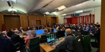 Li Kamaraya Lordan rewşa Kurdan hat nîqaşkirin