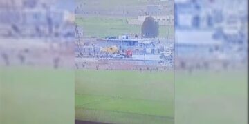 Komên hikumetê mal û milkên gundewarê Sirînê didizin