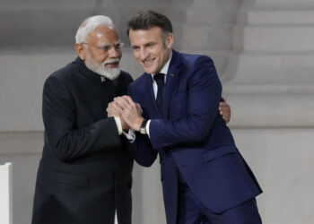 Macron Hindîstan de yo