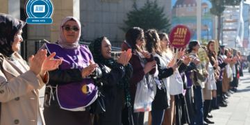 ‘Heke pêvajo bi ser bikeve wê jin civakek rêxistinkirî bi rê ve bibin’