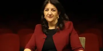Pervîn Buldan: Ocalan naskerdişê ziwan, nasname û kulturî sey şertêko bingeyin vîneno