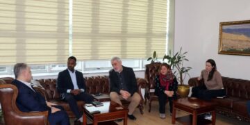 Bijîşkên Sînor Nenas li ser riya Rojava ne