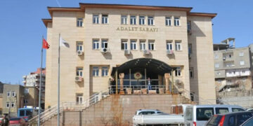 Li Hezexê piştî 10 salan 96 sal ceza li 13 siyasetmedaran hat birîn