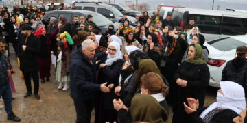 Haci Haykir bi girseyî hate pêşwazîkirin: Divê Rêberê me azad bibe