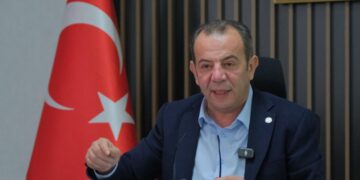 Şaredarê Boluyê Tanju Ozcan hate binçavkirin