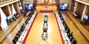  Prosesê Aştî û Komelo Demokratik: Grûba nuştişî ya Komîsyonî kom bena