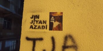 Sloganê “Jin, jiyan, azadî” dêsan ser o ame nuştiş