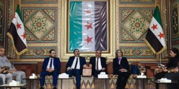 Şandeya Wezareta Perwerdehiyê ya Şamê serdana Waliyê Hesekê kir