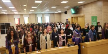 Kombîyayîşê Platformê Yewîya Cinîyanê Kurdan: Seba yewîya neteweyî ganî cinî serkêşîye bikerê