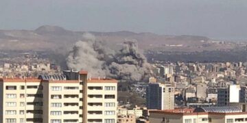 Civîna Konseya Pisporan a Îranê hate bombebarankirin