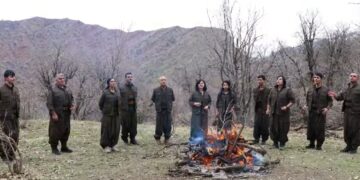 Awazê Çiya seba ‘Newroza Azadîye’ klîbêk hedre kerd