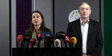 Hemserekanê DEM Partî yê Pêroyîyan mesajê Roşanê Remazanî da