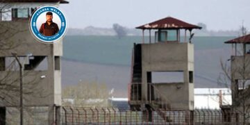 Şîrîn Altay: Atmosfera aştiyê ya li derve di girtîgehan de tune ye