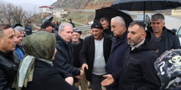 DEM Partî çû gundên Qilebanê yên lehî lê rabû