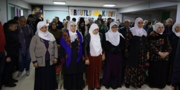 Li Îzmîrê hefteya lehengiyê hate bîranîn