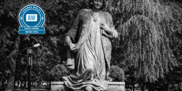 Jinên Zana û Têkoşer ên Rojhilatê Kurdistanê Pêşenga rewşenbiriya Kurd: Mestûre Erdelanî -1